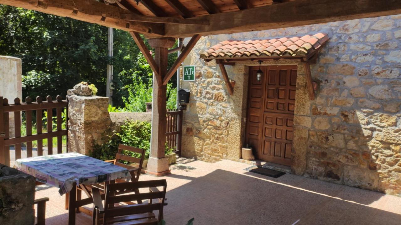 Apartamentos Rurales La Caviana Onís Екстериор снимка