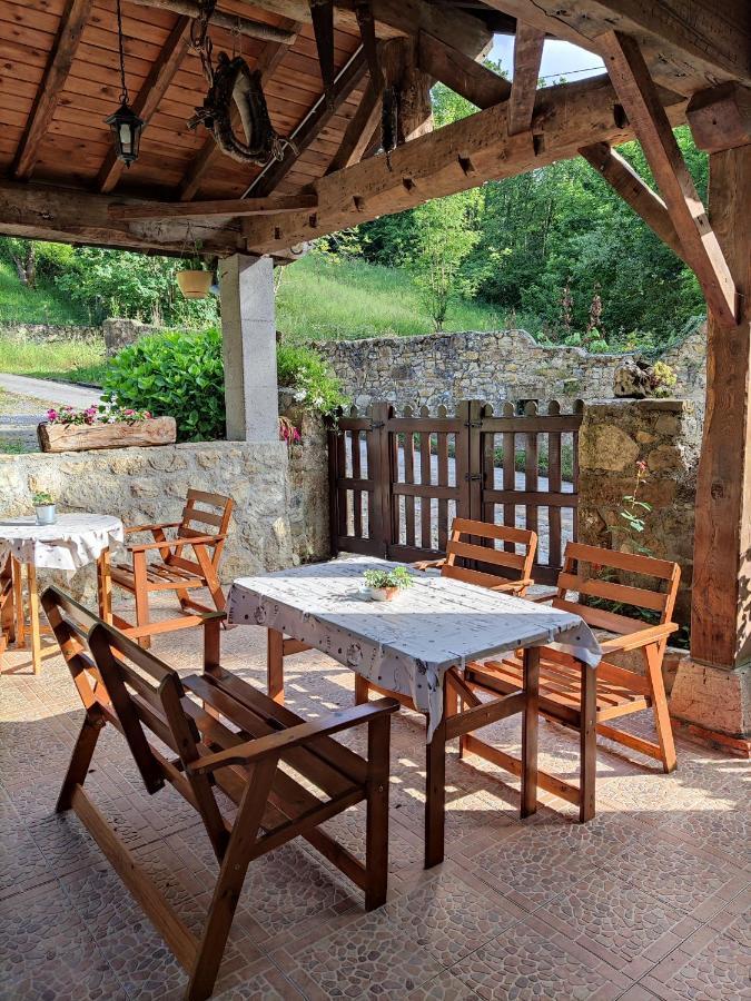 Apartamentos Rurales La Caviana Onís Екстериор снимка