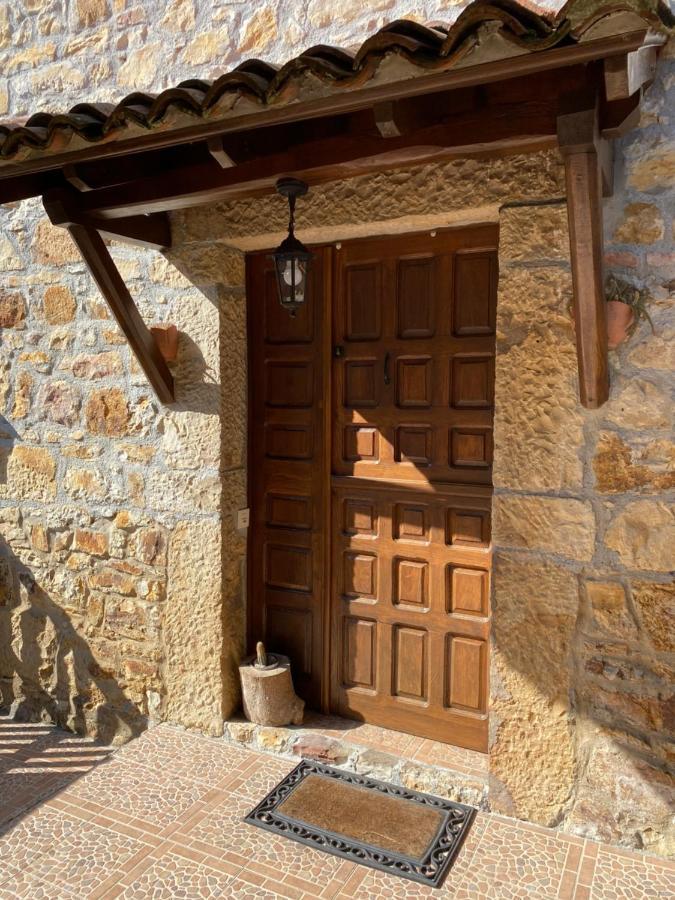 Apartamentos Rurales La Caviana Onís Екстериор снимка